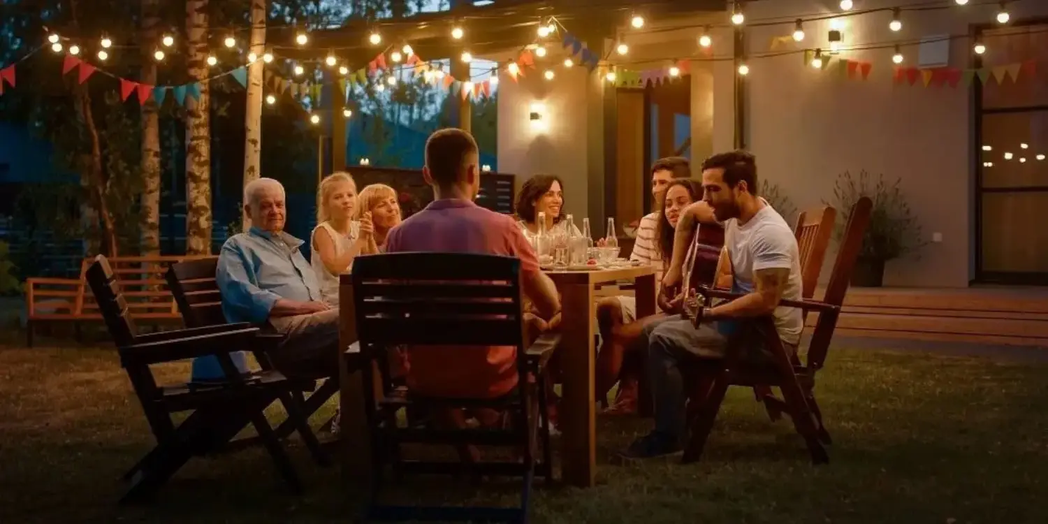 West Island pest control family gathering in backyard